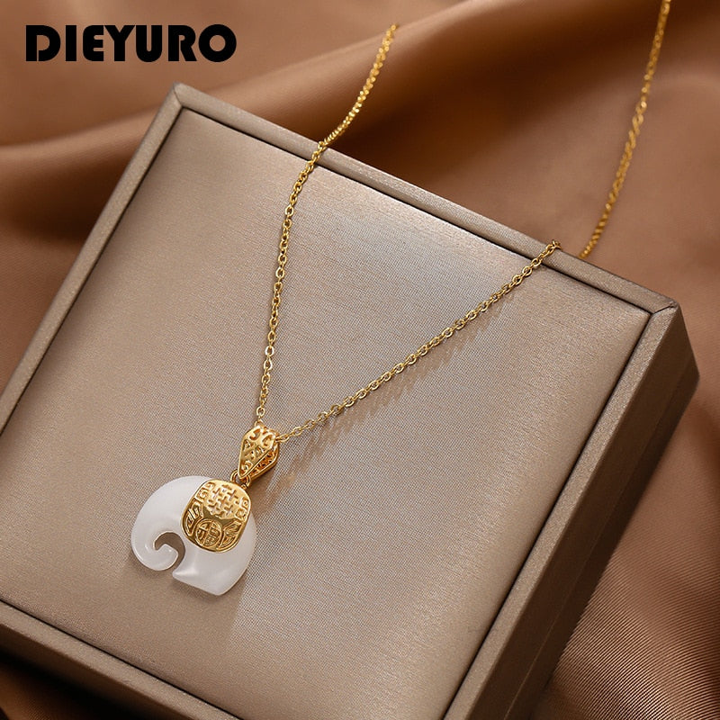 Dieyuro Jade Elefante de aço inoxidável 316L Caru Store