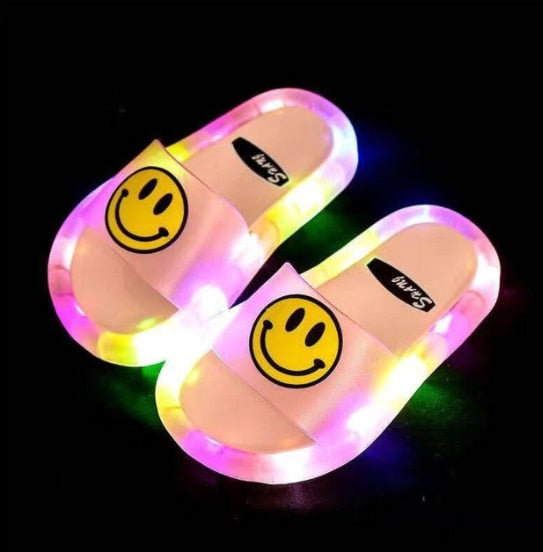 Chinelo desenhos animados com led para crianças CaruStore