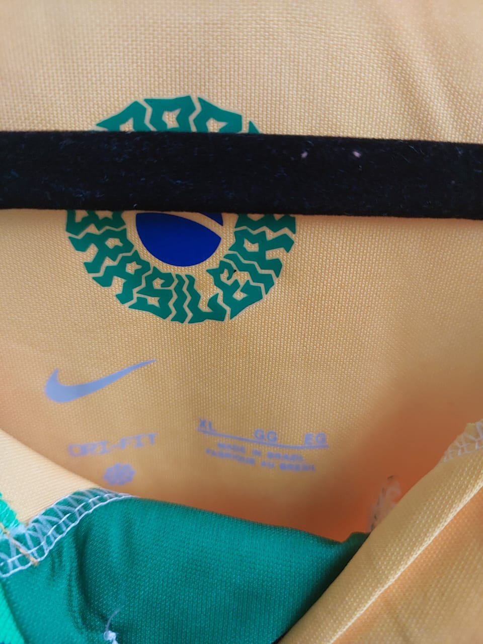 Camisa Brasil Amarela P *** pronta entrega *** Caru Store